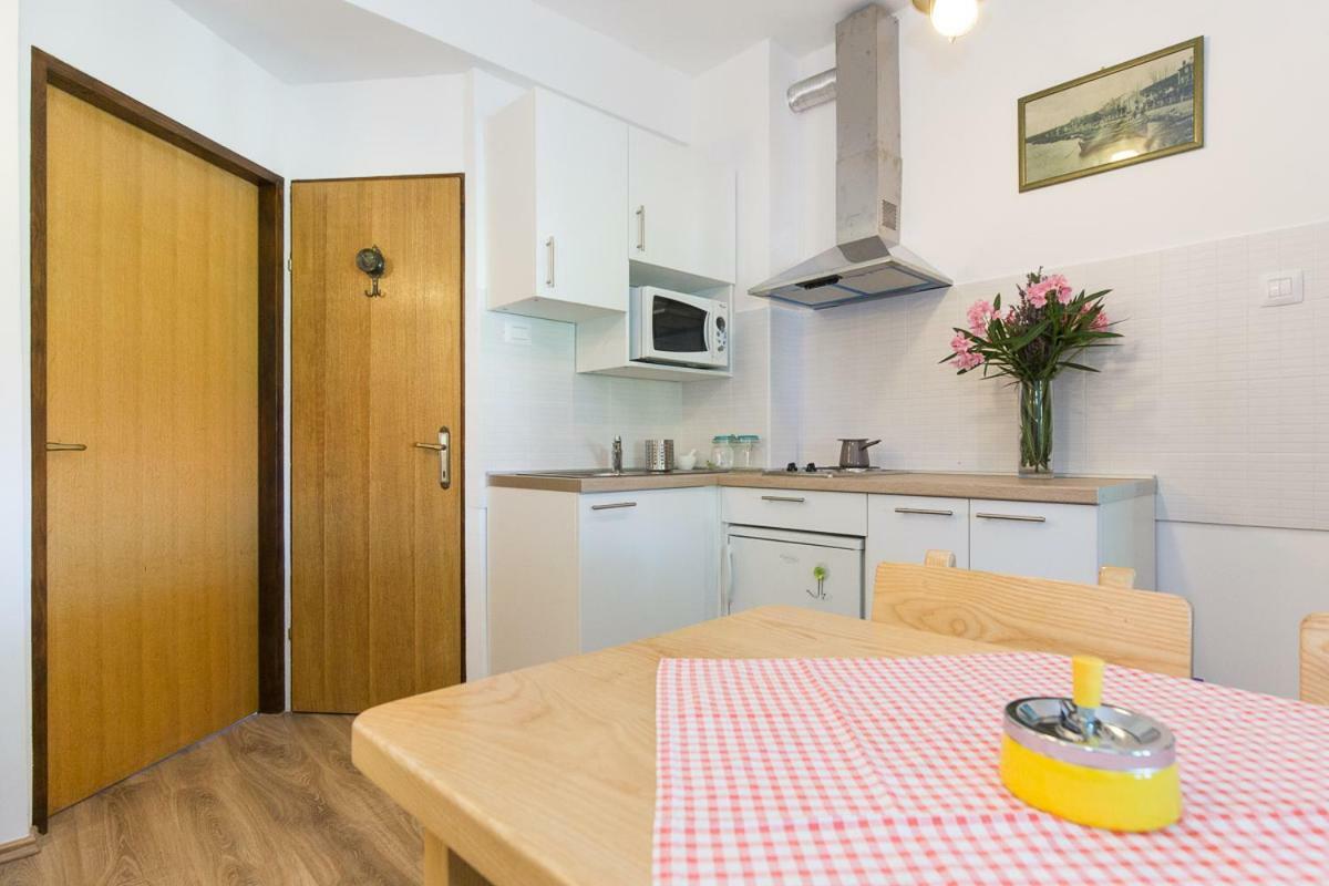 Pape Punat Apartmani I Sobe Zewnętrze zdjęcie